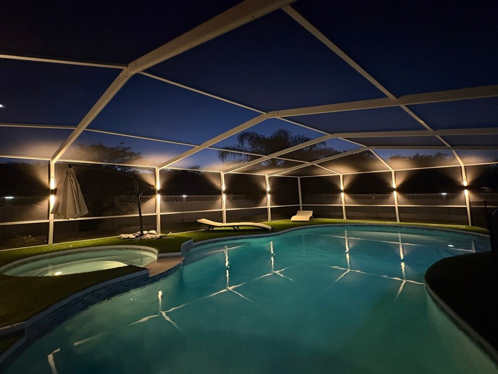 pool-cage-lighting-tampa-night